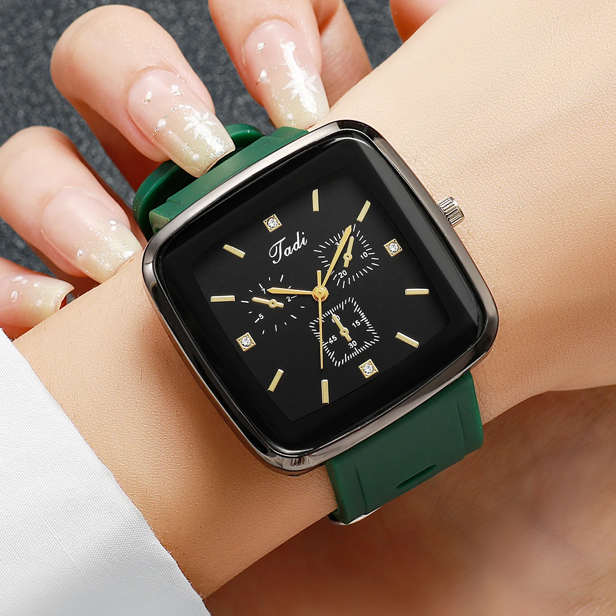 Modische Damen-Quarzuhr mit St – Silicone Band Women Bewertung und Preis